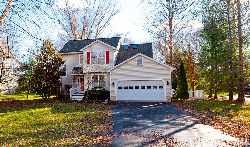 1st image of 409 Wallman Way