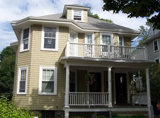 4 Harvard St #B, Arlington, MA 02476