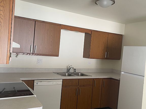 2nd image of 2341 Bicentennial Ave APT 8