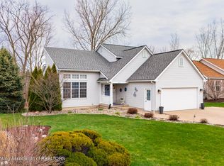 906 Stag Thicket Ln, Mason, MI