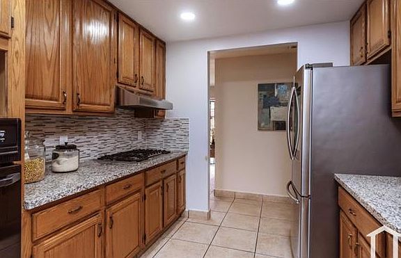 5th image of 111 Austin Ct Unit 1
