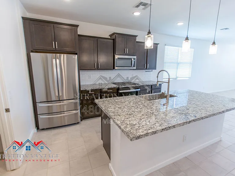 2898 E Kim Dr — Photo 17