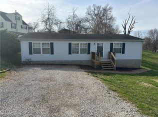 1405 Minner St, Parkersburg, WV 26101