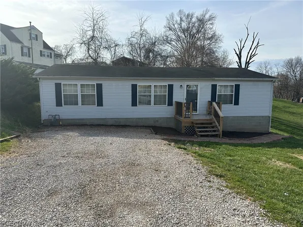 1405 Minner St, Parkersburg, WV 26101