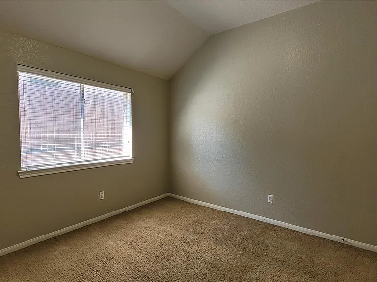 3825 Evergreen Way — Photo 23