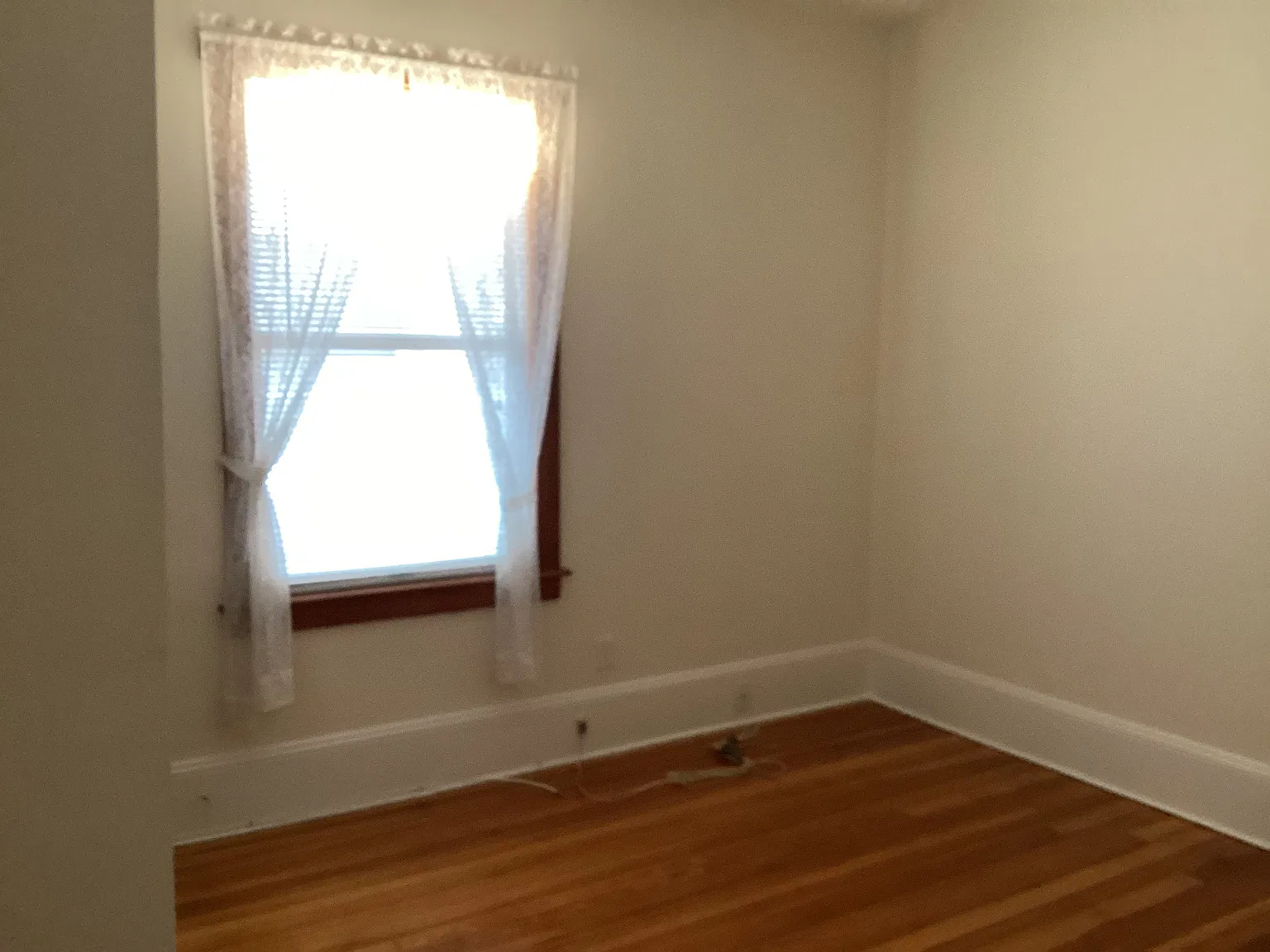 2 bed, 1200 sqft, $1,625 — Photo 2