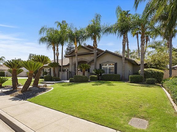 3rd image of 12601 Longmeadow Way
