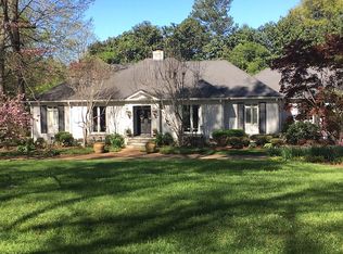 225 Whitfield Dr, Jackson, TN 38305