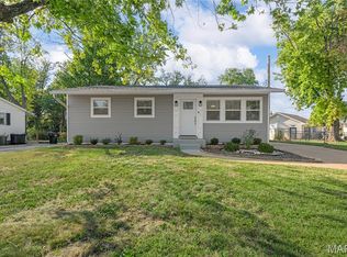 11345 Revere Ln, Saint Louis, MO 63128