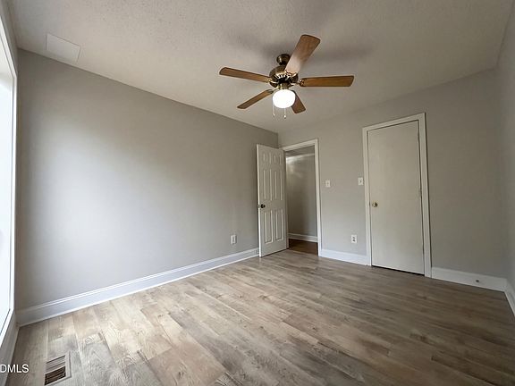 4th image of 5834 Waters Edge Dr
