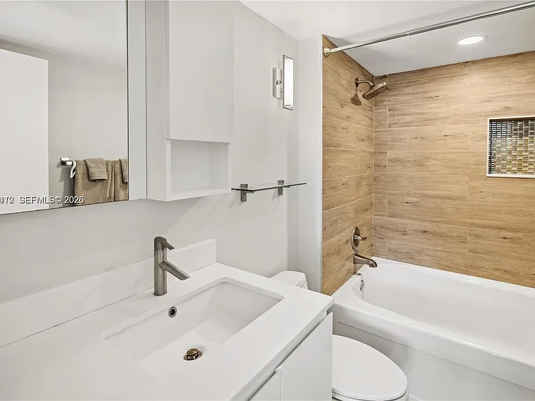 90 Alton Rd #1901 — Photo 10