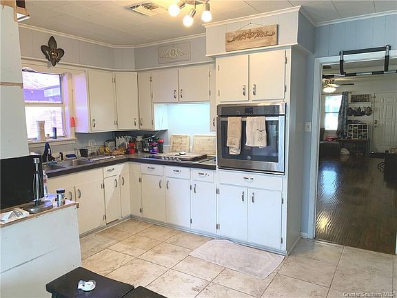 4th image of 623 S Andrew St
