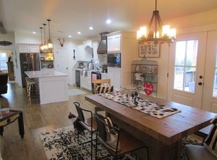 4756 Meadow Rd, Davis, OK 73030