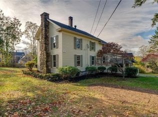 27 Huckleberry Hill Rd, Avon, CT 06001