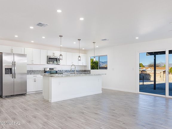 5th image of 3541 S Avenida De Las Palmas