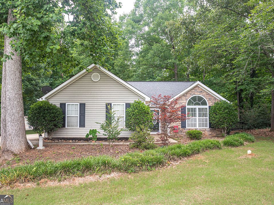 1st image of 605 Freeman Dr