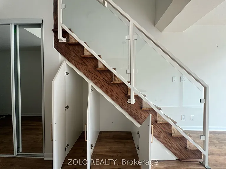 96 Saint Patrick St #516 — Photo 3