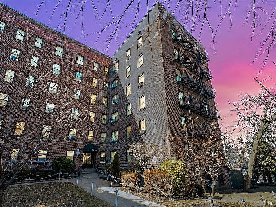 1st image of 62-19 53rd Ave APT 6J