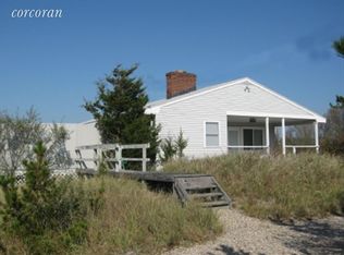 556 Dune Rd, Westhampton Beach, NY 11978