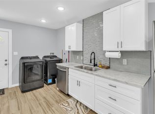 5815 Schevers St #A, Houston, TX 77033