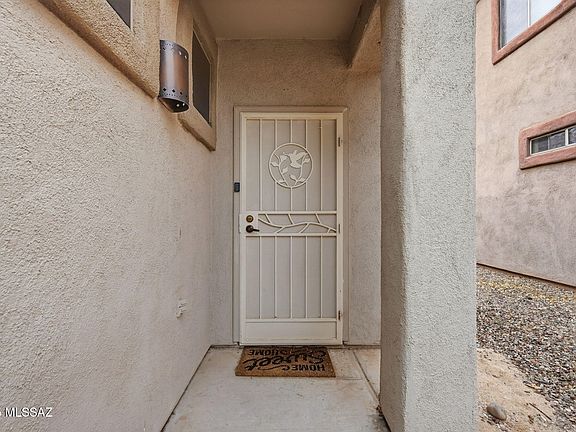 3rd image of 364 E Camino Rancho Redondo
