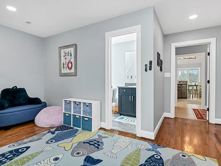 215 Mariners Pointe Rd — Photo 49