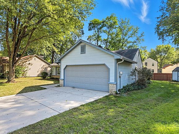 4th image of 3813 Cologne Ct