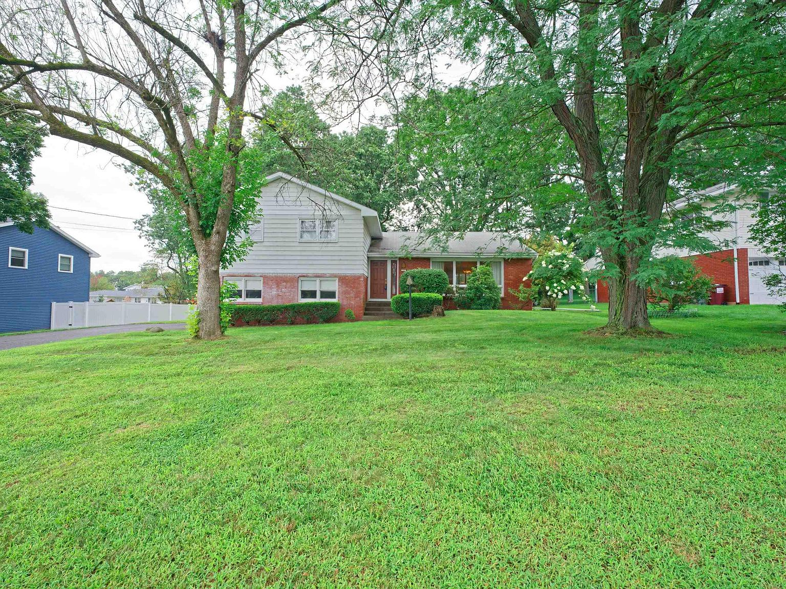 12 TURF Lane, Loudonville, NY 12211 Zillow