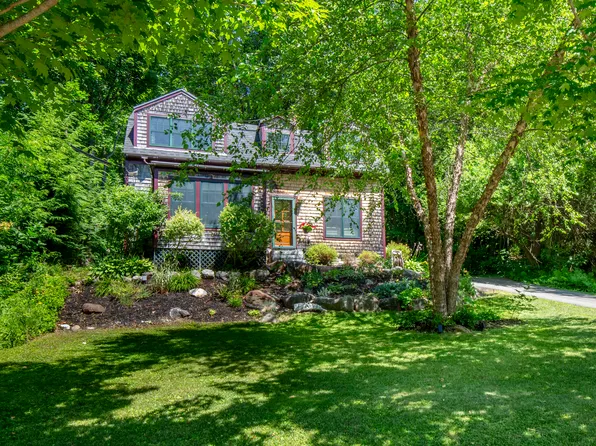 6 Bisbee Street, Camden, ME 04843