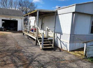 1811 Kirksey Almo Rd, Murray, KY 42071