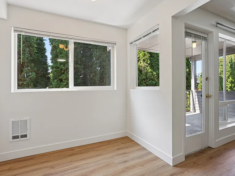 Olympic West Apartments — Photo 34