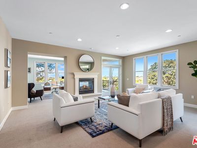 5721 S Crescent Park APT 204, Playa Vista, CA, 90094
