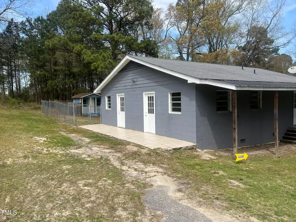 5486 Us Highway 301 S #B, Four Oaks, NC 27524