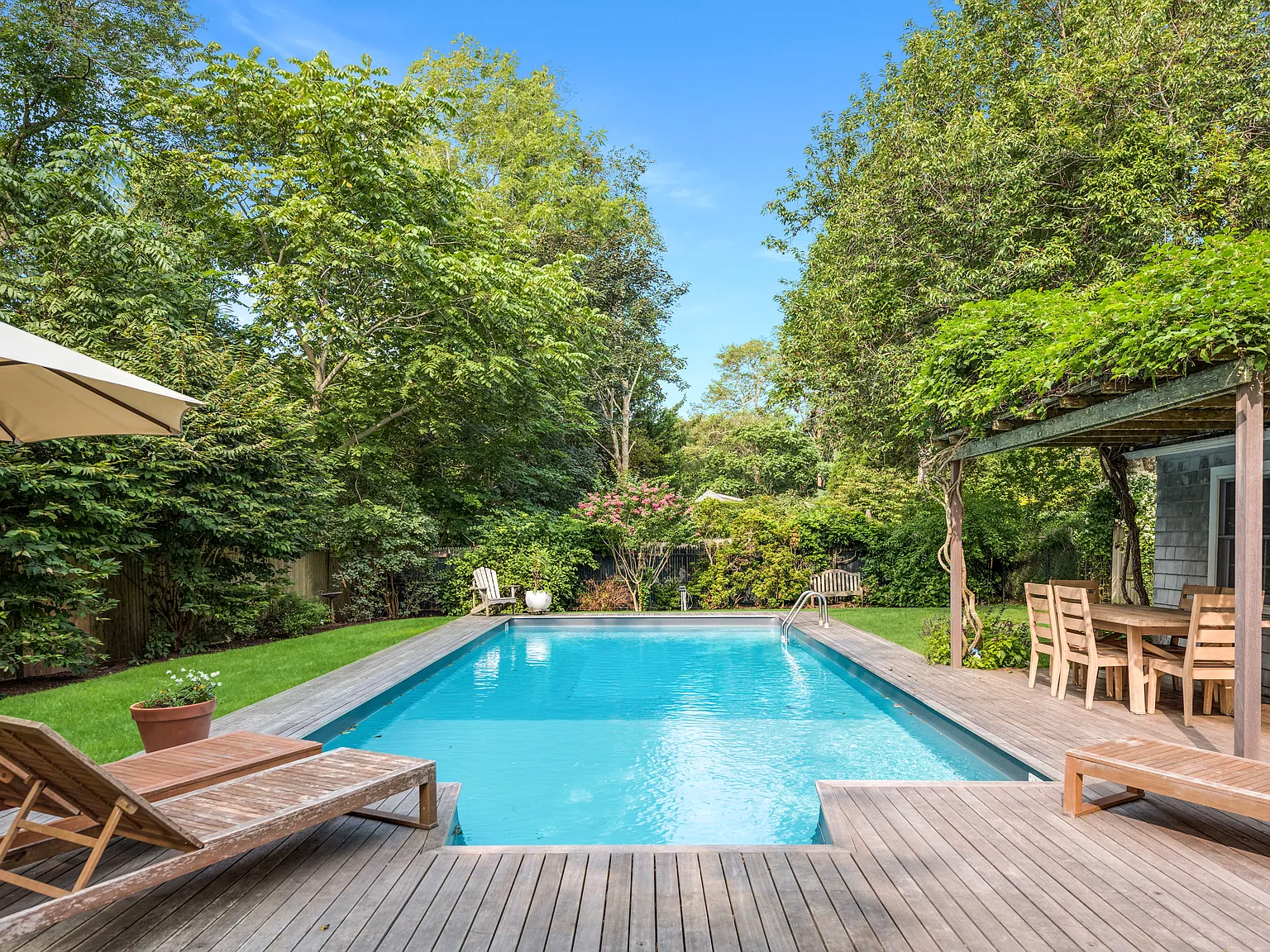 Summer Rental- East Hampton Village Lane — Photo 3