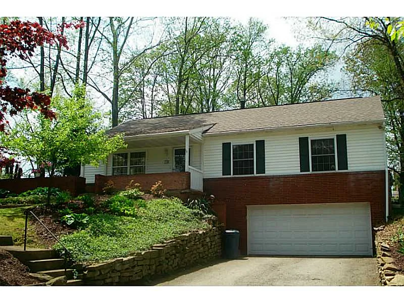 18 Bel Aire Dr photo 1