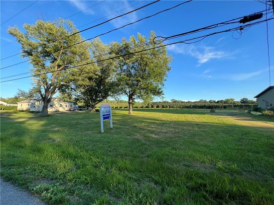 6795 Garfield Ave, Harborcreek, PA 16421