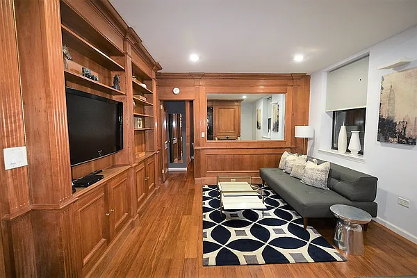 Rented by Global Realty Opportunities | media 1