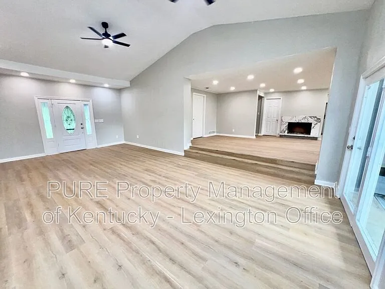 3520 Combs Ferry Rd — Photo 4