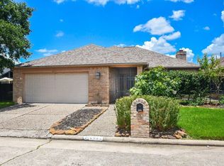 6622 Pauma Dr, Houston, TX 77069