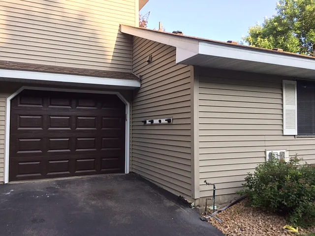 7608 Vinewood Ct N — Photo 19