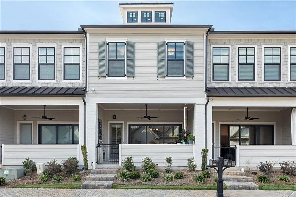 3 bed, 2.5 bath, 1849 sqft, $3,100 — Photo 1