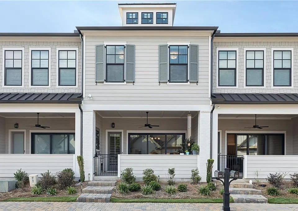 211 Prairie Ln