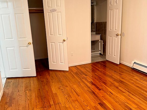 5th image of 2068 E 57th St #3