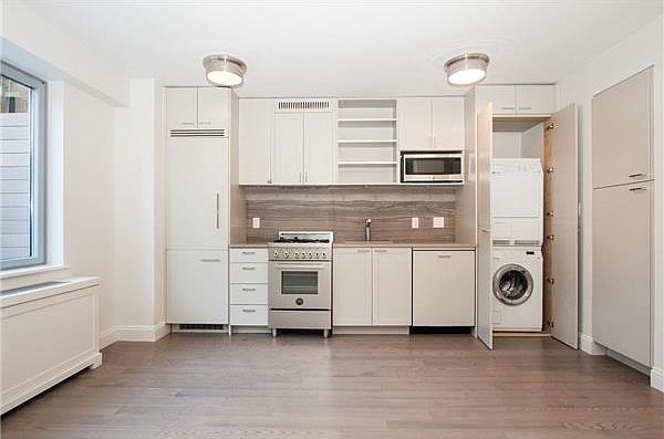 1st image of 100 W 93rd St APT 2D