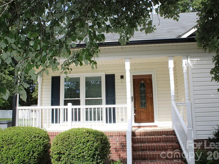 2212 Crosswinds Ct — Photo 31