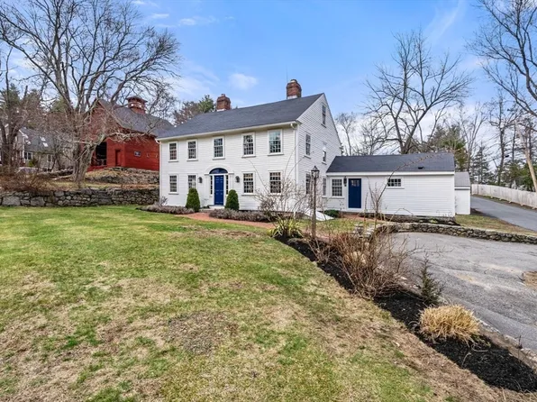 28 Proctor St, Hopkinton, MA 01748