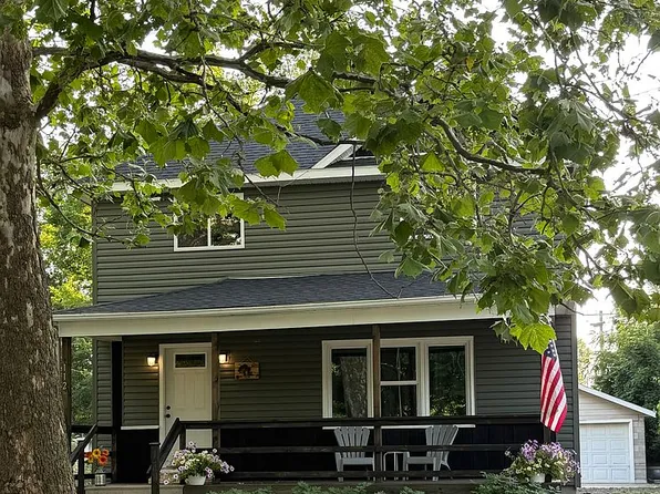 112 Alexander St, Caro, MI 48723