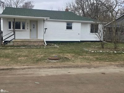 2275 Connell St, Burton, MI, 48529