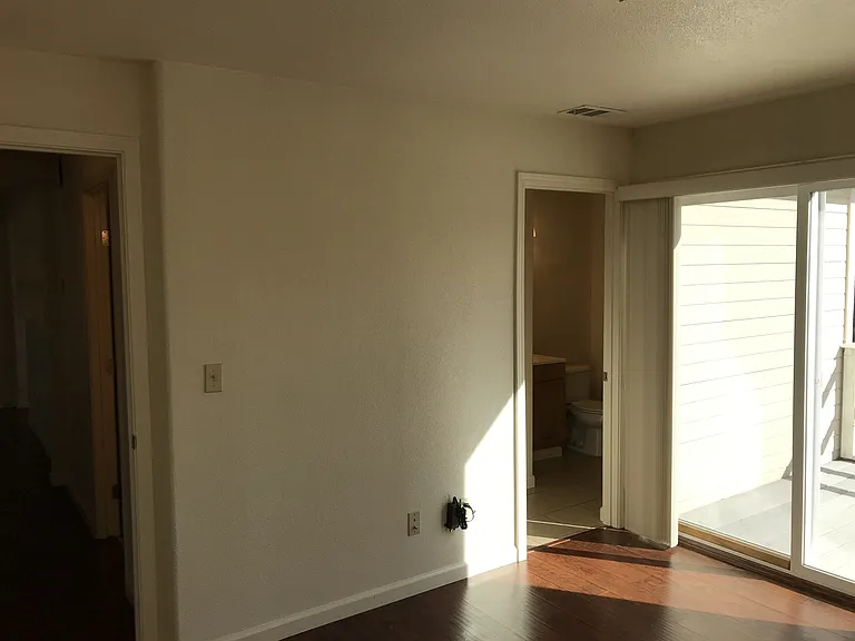 324 Stevenson St — Photo 14
