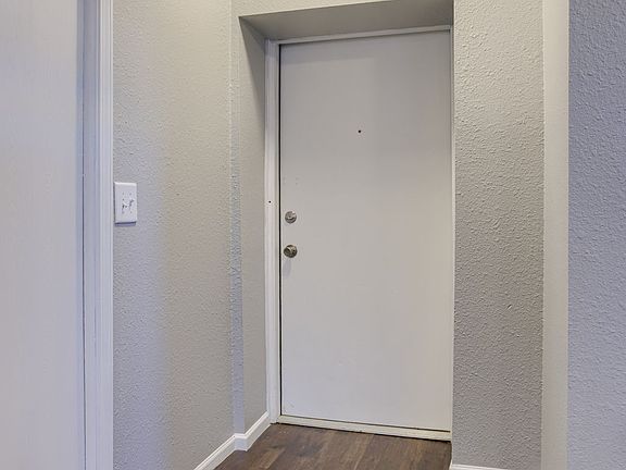 5th image of 210 S 24th St APT 103